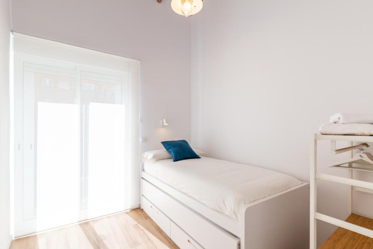 Anelsa Apmts Descubre Valencia Y Su Playa Apartment ภายนอก รูปภาพ